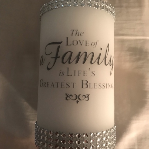 The Love of a Family personalized candle - Picture 1 of 1